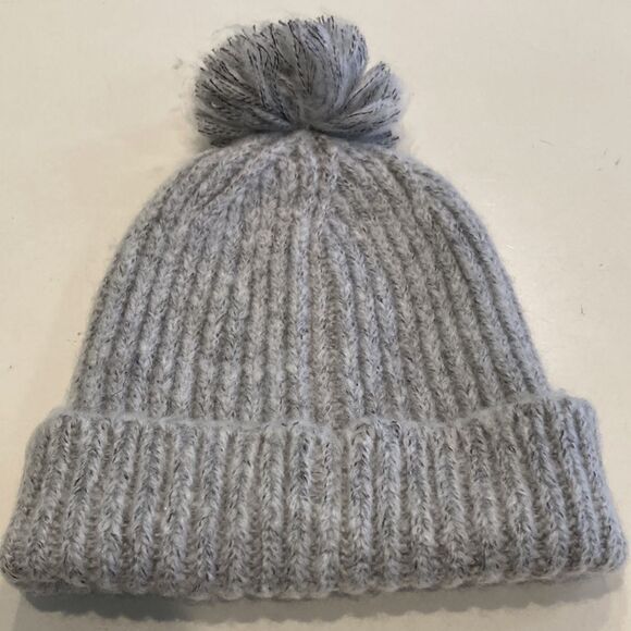 Gray Adidas beanie with POM on top - Picture 6 of 6